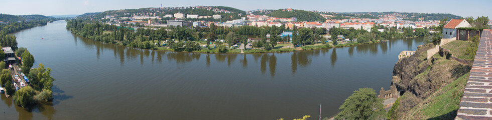 Fototapeta na wymiar Panoramic view of river Vltava in Prague from Vysehrad 