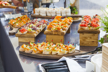 catering food varied