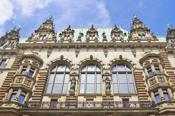 Fototapeta na wymiar Old facade of city hall. Hamburg