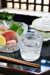 刺身で晩酌