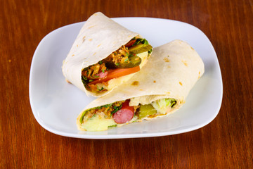 Tortilia with saucage