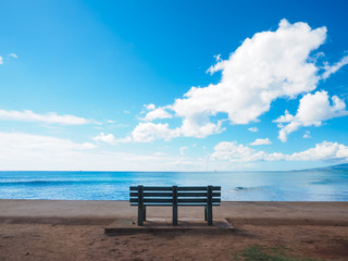 ハワイのベンチ