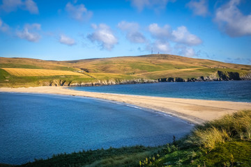 Shetland Islands - tombolo - St. Ninian Beach