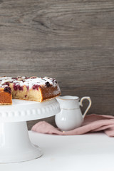 Sommerlicher Kirschkuchen aus Italien