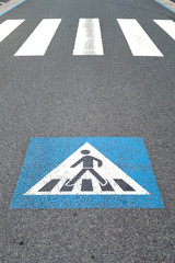 Dutch road sign: pedestrian crossing
