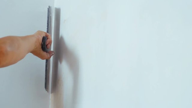 Plastered walls. Repairs in the apartment