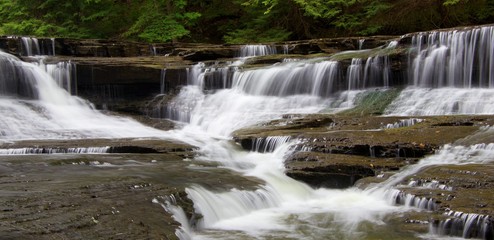 Obraz premium Cleveland Metro Parks Quarry Rock