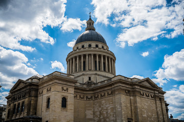 Fototapeta na wymiar The Pantheon in Paris