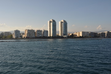 Fototapeta premium The beautiful Limassol Molos in Cyprus