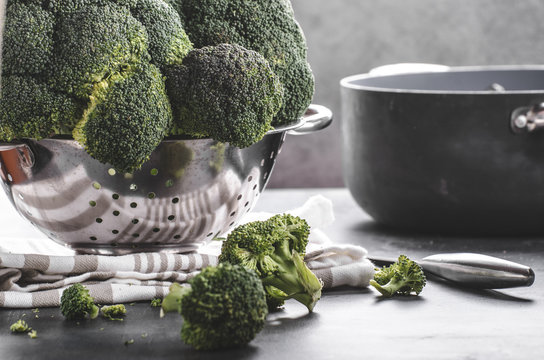 Broccoli vegetable raw picture