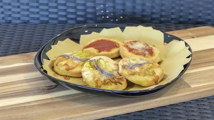 italian, traditional, food, pizza, snack, cheese, tasty, tomato, delicious, meal, mozzarella, dinner, hot, homemade, dough, slice, baked, background, salami, fresh, pepperoni