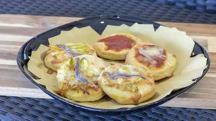 italian, traditional, food, pizza, snack, cheese, tasty, tomato, delicious, meal, mozzarella, dinner, hot, homemade, dough, slice, baked, background, salami, fresh, pepperoni