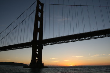 Fototapeta na wymiar Golden Gate Bridge at Sunset 4