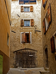 Fototapeta na wymiar Entrevaux (France) is one of those Provencal villages that has been able to keep its character and charm.