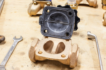 bench-lift with coupling for water