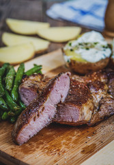 Neck steak and green beans
