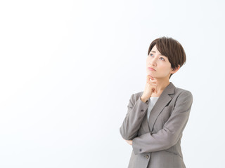悩む・ビジネスウーマン