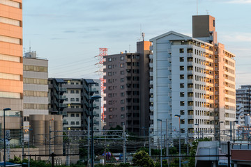 川崎市　夕方の高層住宅群１