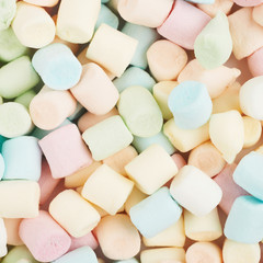 Surface coated with mini marshmallows