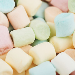 Surface coated with mini marshmallows