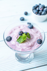 yogurt with fresh blueberries