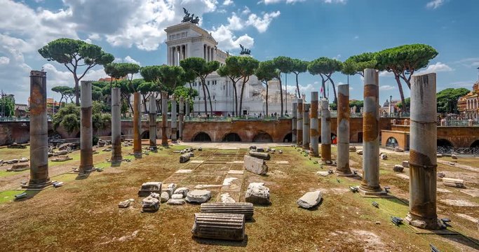 Rome Piazza Venezia Motion Timelapse in Rome City Center 4K UHD. Rome Ancient Architecture Ruins.