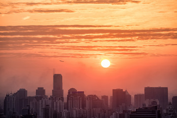 Fototapeta premium skyline of Shanghai at sunset