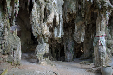 Fototapeta na wymiar Cave in Thailand