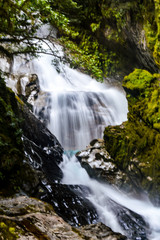 Fototapeta na wymiar Icy Waterfall