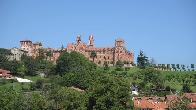 Universidad de Comillas