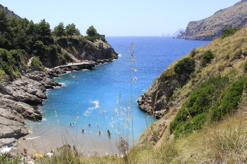 Panorama Baia di Ieranto vista Capri, spiaggia - Baia di Ieranto, Massa Lubrense, Italia