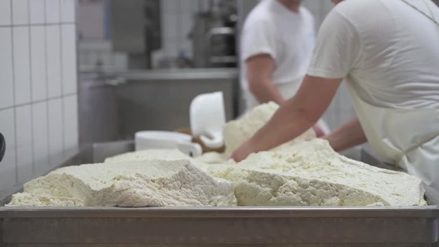 4K genuine mozzarella production process