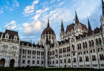 Fototapeta na wymiar Overview of Hungarian parlament