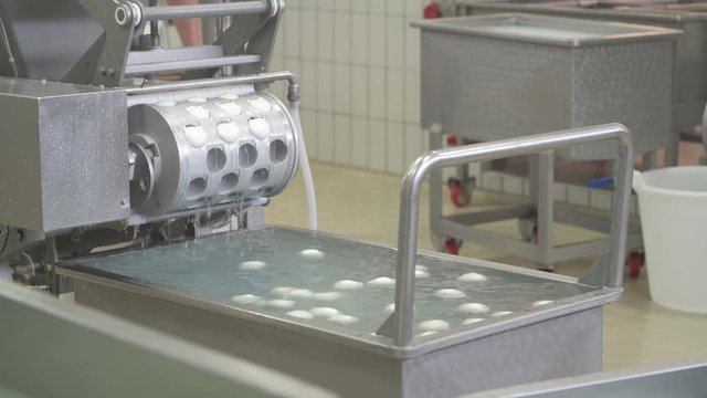 4K genuine mozzarella production process
