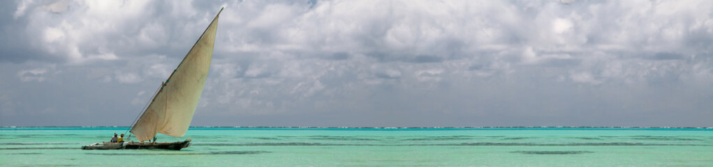 Typical Zanzibar dhow - Indian ocean, tropical paradise - obrazy, fototapety, plakaty
