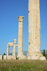 Fototapeta na wymiar Temple of Olympian Zeus in Athens Greece, famous archealogical landmark