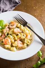 Tortellini with shrimps and fresh basil