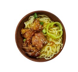 Ramen Noodle Skillet with Steak