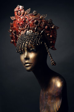 Head of mannequin in creative red kokoshnick