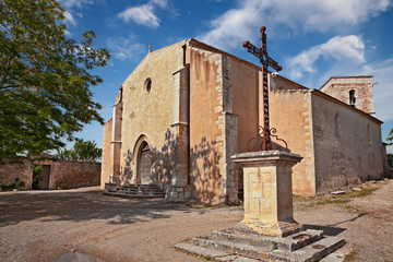 Fototapeta na wymiar Ménerbes, Vaucluse, Provence, France: the medieval church of Saint-Luc