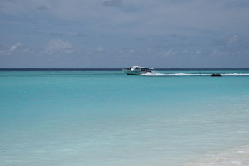 Fototapeta na wymiar Maldives speedboat