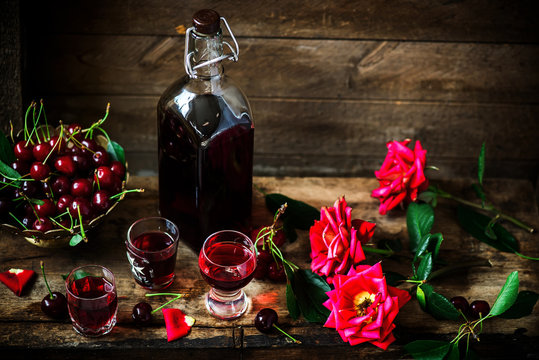 Kirschlikör Bilder – Durchsuchen 139,430 Archivfotos, Vektorgrafiken ...