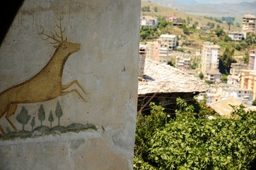 Albanie : Gjirokastra – Maison traditionnelle Skëndulaj
