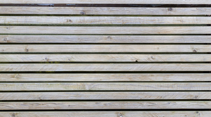 Holzlatten an Wand