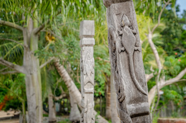Wooden sculpture from Nosy Be (Madagascar) © Rafa
