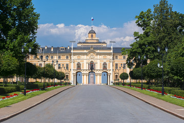 Obraz premium Constantine (Konstantinovsky) palace and park in Strelna, St. Petersburg, Russia