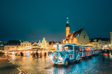Tallinn, Estonia. Holiday Train for Sightseeing Near Traditional - obrazy, fototapety, plakaty
