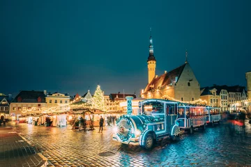 Tafelkleed Tallinn, Estonia. Holiday Train for Sightseeing Near Traditional © Grigory Bruev