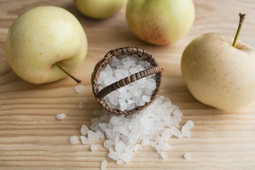  Bath salt .  Aroma of the nature .  Green Spa - minerals for aromatherapy . aroma summer . Vegetarianism .  salt in a basket on a table . 