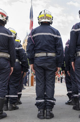 Pompiers participant &agrave; la c&eacute;r&eacute;monie du 14 juillet en France